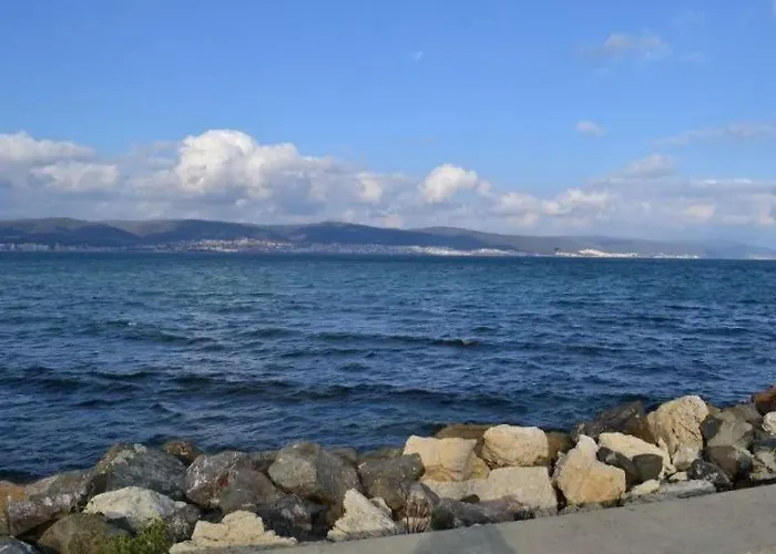 Lejlighed Sea View In Paradiso Nessebar